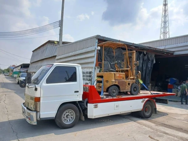 บริการรับขนย้าย Forklift เสีย ยกไปซ่อม @ลาดกระบัง กรุงเทพ