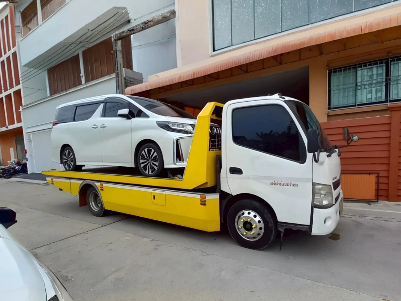 รถสไลด์ บางเขน กรุงเทพ