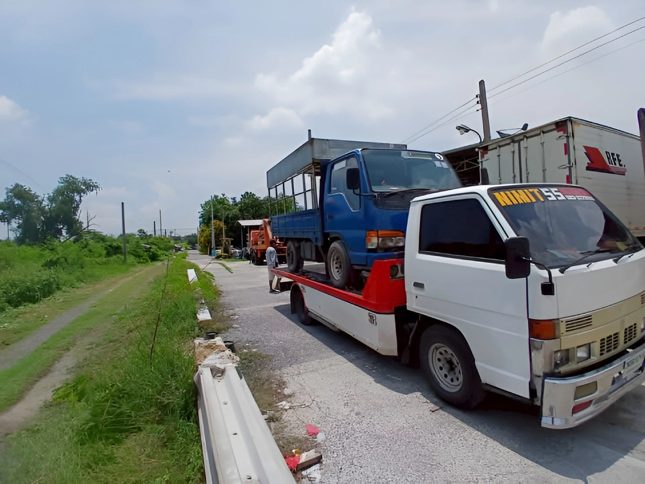 รถสไลด์ ลาดกระบัง กรุงเทพ