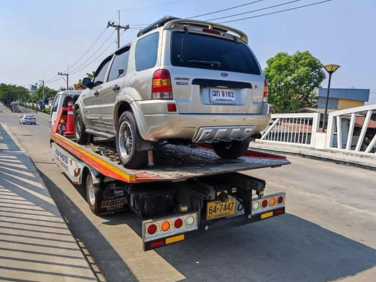 รถสไลด์ ลาดกระบัง กรุงเทพ