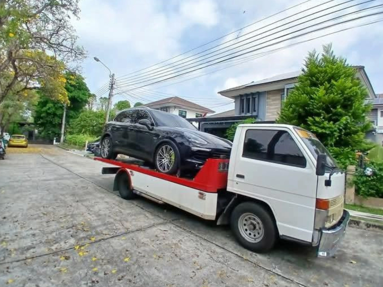 รถสไลด์ มีนบุรี กรุงเทพ