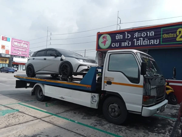 BYD Dolphin @บางกะปิ กรุงเทพ