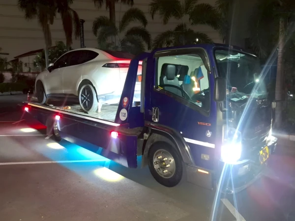 Tesla Model Y @ดอนเมือง กรุงเทพ