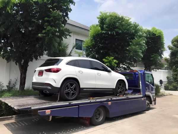 Benz GLA-Class @มีนบุรี กรุงเทพ