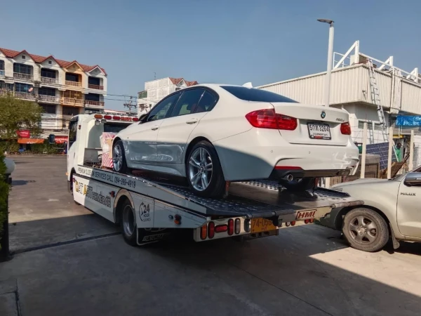BMW Series 3 @ศรีราชา ชลบุรี