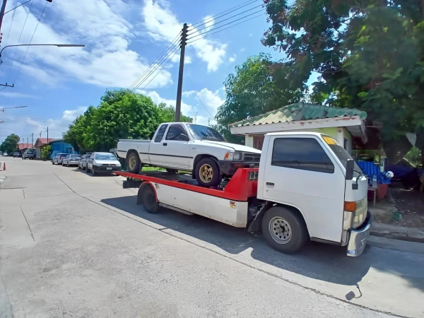 Toyota Hilux Mighty-X @ศรีราชา ชลบุรี