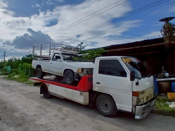 Toyota Hilux RN20 @เมืองชลบุรี ชลบุรี