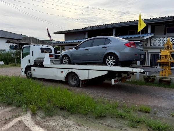 Hino Victor @มีนบุรี กรุงเทพ