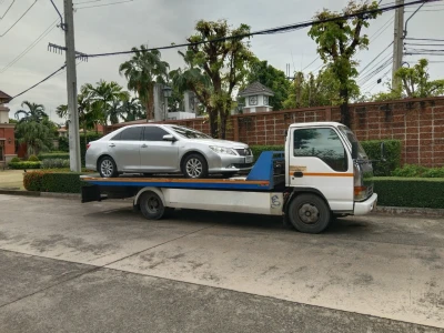 บริการสไลด์รถ นำส่งอู่ซ่อม @บางกะปิ กรุงเทพ