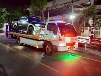บริการสไลด์รถ รถเสีย สไลด์ไปอู่แถวสุขาภิบาล 1 @บางกะปิ กรุงเทพ