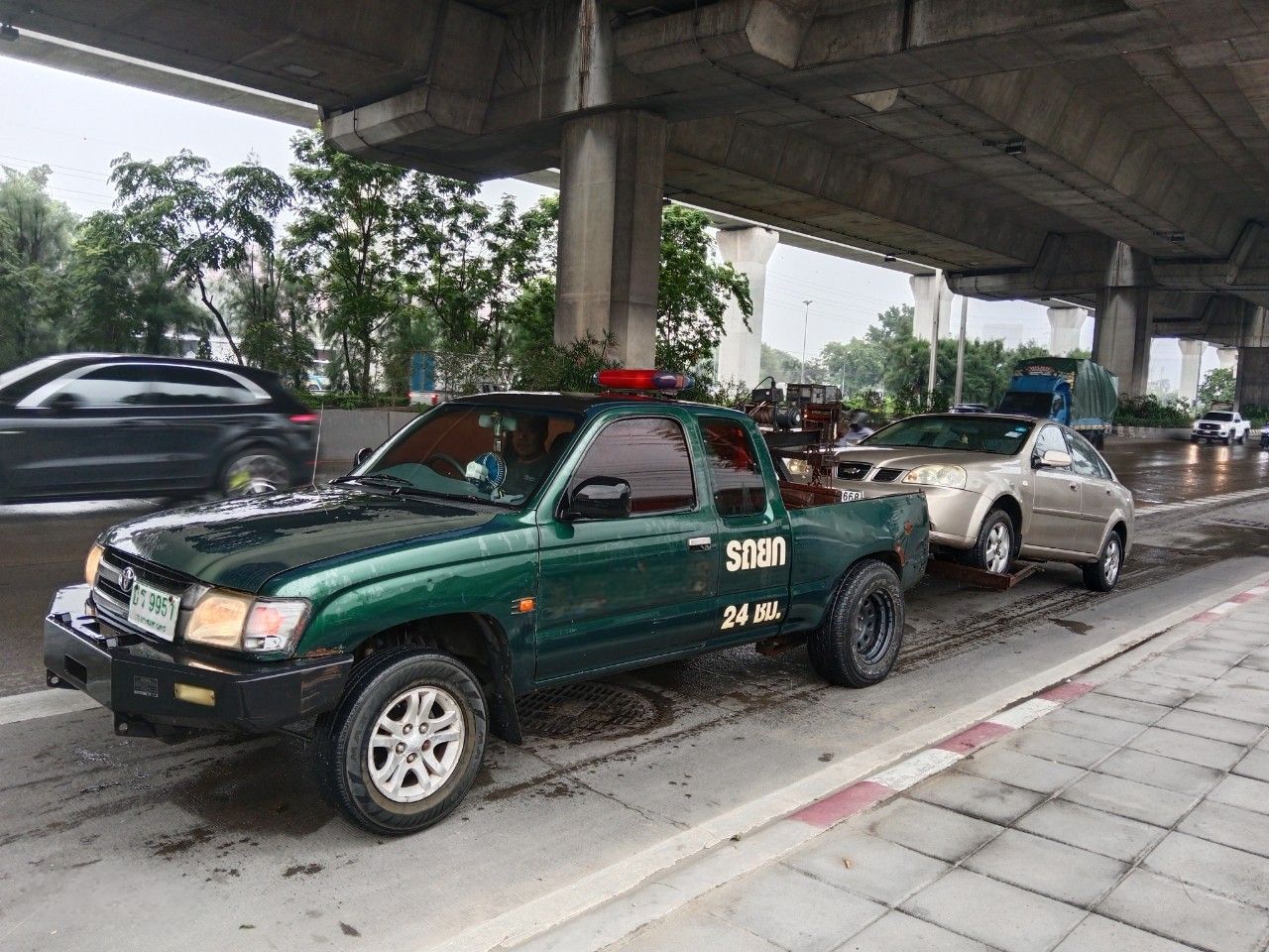 รถยก-รถลาก ห้วยขวาง กรุงเทพ