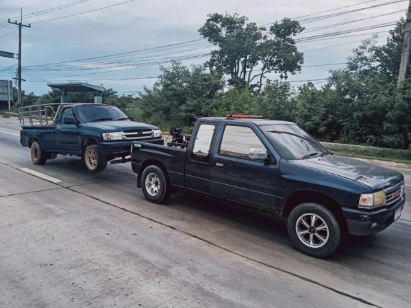 Toyota Hilux Tiger @ราชเทวี กรุงเทพ