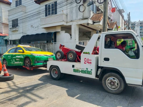 Toyota Altis Taxi @บึงกุ่ม กรุงเทพ