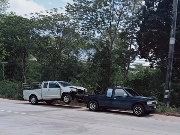 Toyota Hilux Revo @บางบัวทอง นนทบุรี